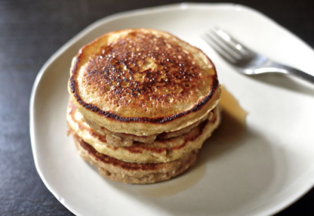 gluten-free pancake with maple syrup